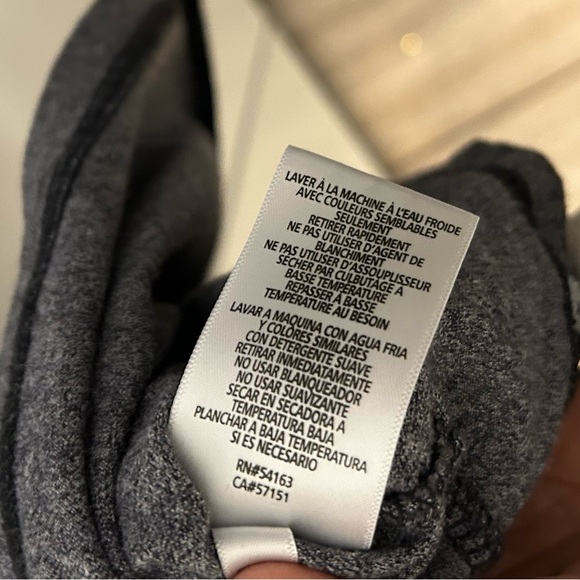 Marc New York grey tunic top with cut outs and open lower back, Size M - Picture 10 of 10